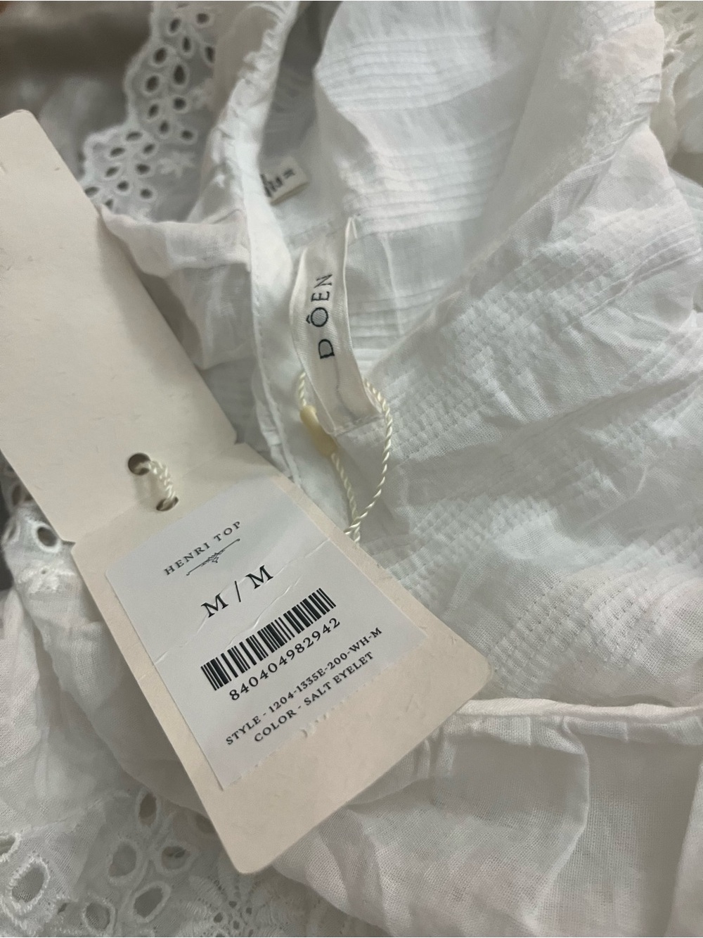 Doen HENRI Ruffle-Trim Blouse in Salt Eyelet - Picture 11 of 12